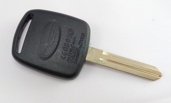 корпус ключа субару форестер nsn14 с логотипом